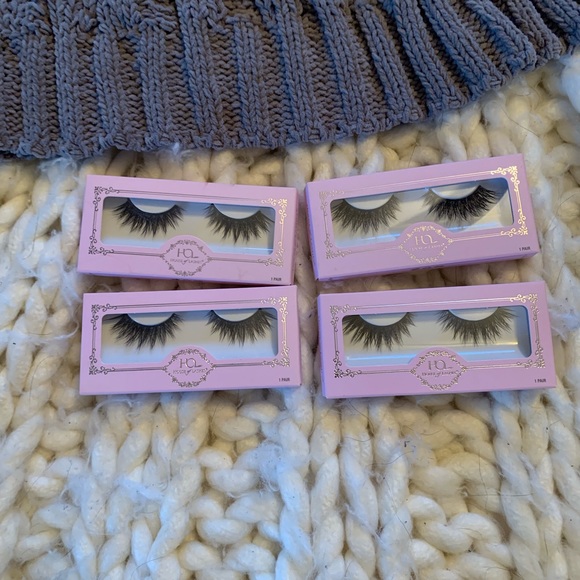 House of Lashes Other - Bundle of 🌸 4 sets Brand New Iconic Lashes